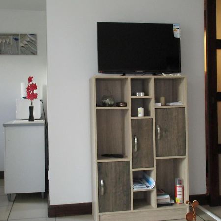 Studio A Boucan Canot Saint-Gilles Les Bains Extérieur photo